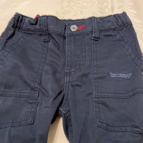 Wrangler boys cargo look pants, adjustable waist; “faux” button is a snap (Mlb) - Picture 2 of 11